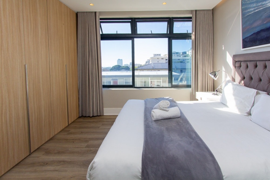 2 Bedroom Property for Sale in Sea Point Western Cape